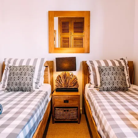 Willa Paradise House: Piscina Privada, Playa 100m Corralejo