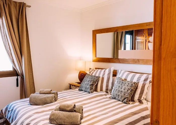 Paradise House: Piscina Privada, Playa 100m فيلة