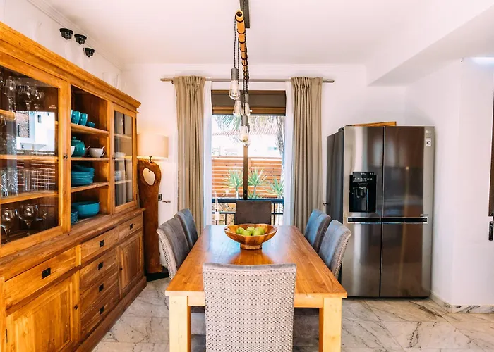 Paradise House: Piscina Privada, Playa 100m * كوراليهو