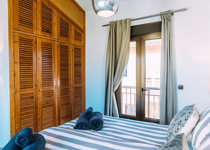 Paradise House: Piscina Privada, Playa 100m