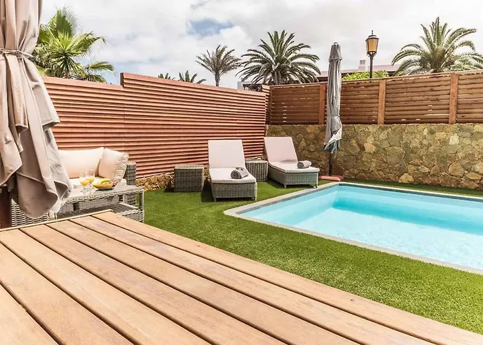 Paradise House: Piscina Privada, Playa 100m *