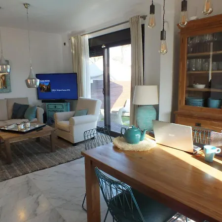 Paradise House: Piscina Privada, Playa 100m *