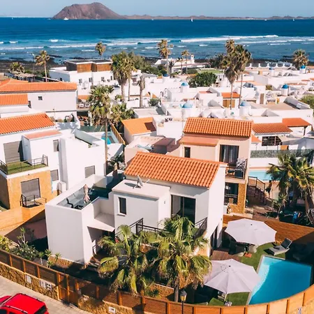 Paradise House: Piscina Privada, Playa 100m