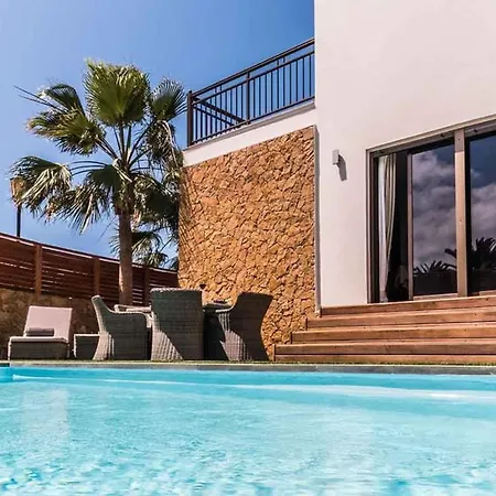 Paradise House: Piscina Privada, Playa 100m