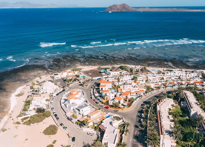 Paradise House: Piscina Privada, Playa 100m Villa Corralejo